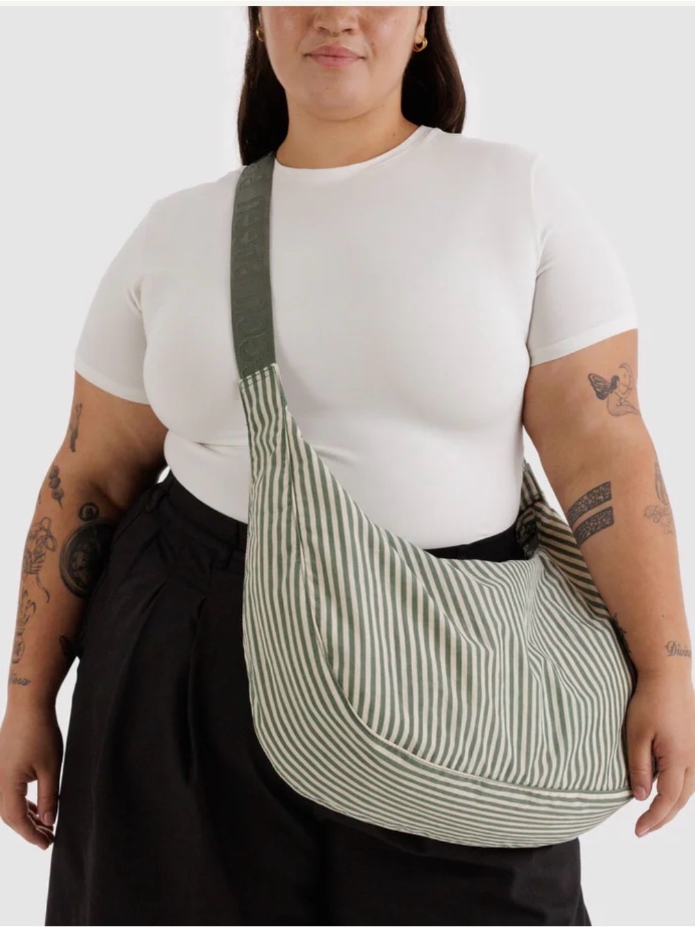 Baggu Sage Stripes Large Crescent. NWT. - Picture 2 of 3